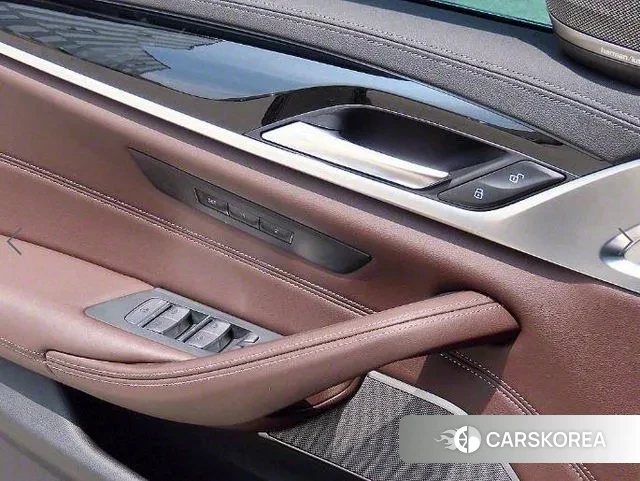 BMW 5 Series (G30) 2021 Черный из Кореи, фото 3