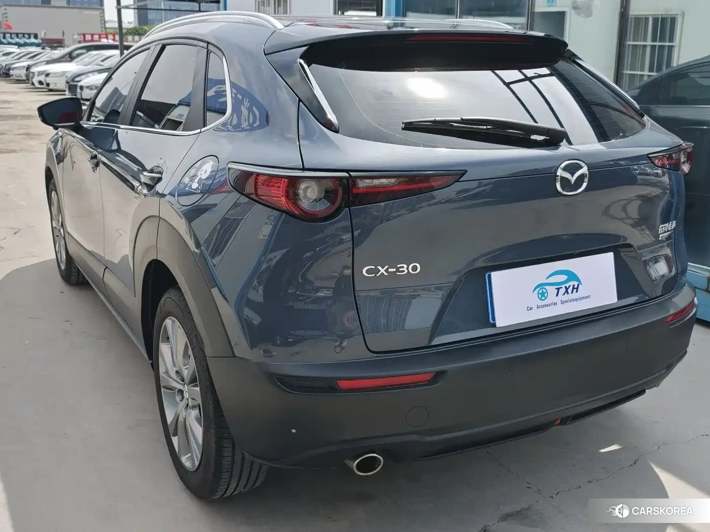 Mazda CX-30 2023 Silver/gray из Китая, фото 3