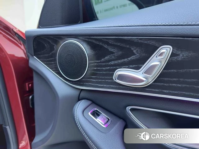 Mercedes-Benz Class C 2021 Красный из Китая, фото 3