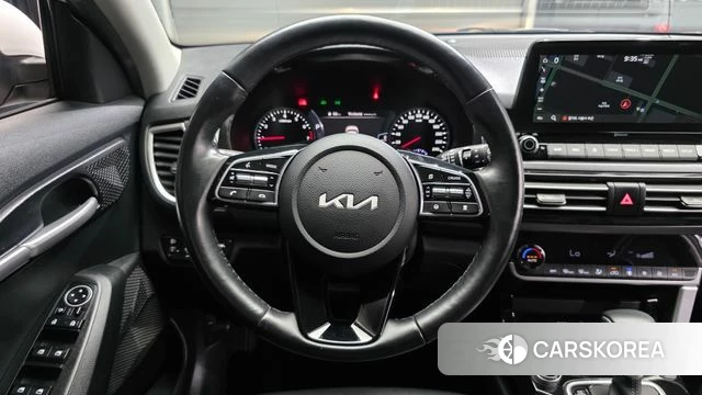 Kia Seltos 2022 Белый из Кореи, фото 3