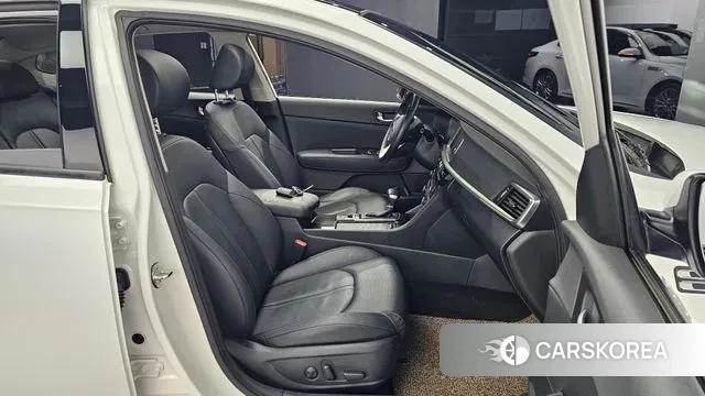 Kia The New K5 2nd generation 2018 Белый из Кореи, фото 3