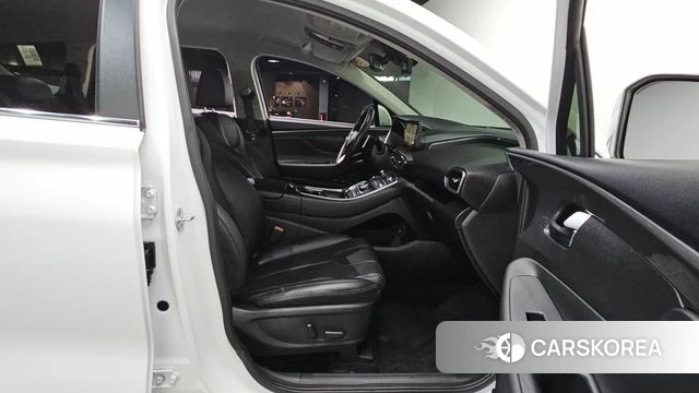Hyundai The New Santa Fe 2022 Белый из Кореи, фото 3