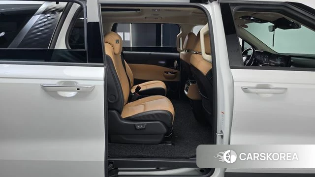 Kia Carnival 4th generation 2023 Белый из Кореи, фото 3