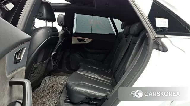 Audi Q8 (4M) 2020 Белый из Кореи, фото 3