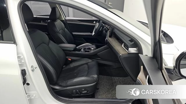 Kia K5 3rd generation 2023 Белый из Кореи, фото 3