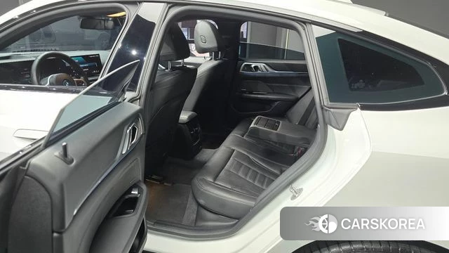 BMW i4 2024 Белый из Кореи, фото 3
