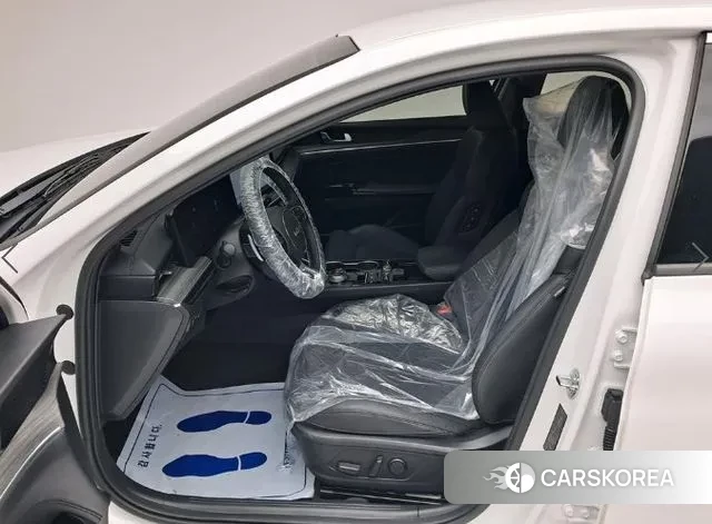 Kia The New K5 3rd generation 2024 Белый из Кореи, фото 3