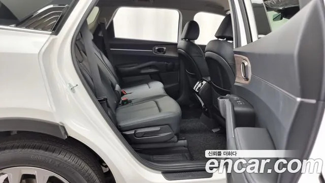 Kia Sorento 4th Generation 2023 Белый из Кореи, фото 3