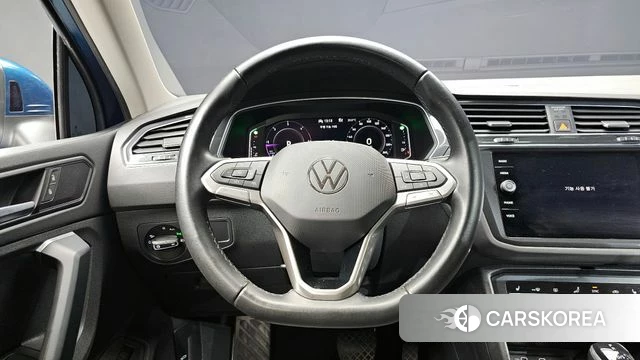 Volkswagen Tiguan second Generation 2022 Синий из Кореи, фото 3