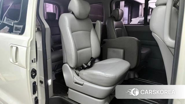 Hyundai The New Grand Starex 2018 Белый из Кореи, фото 3
