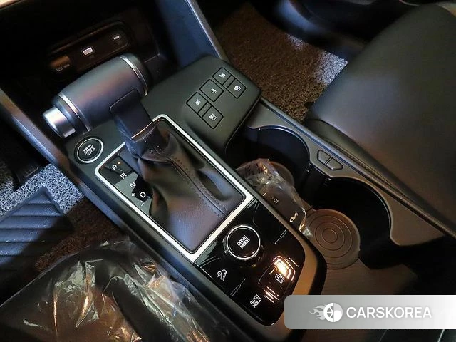 Kia Sportage 5th Generation 2023 Белый из Кореи, фото 3