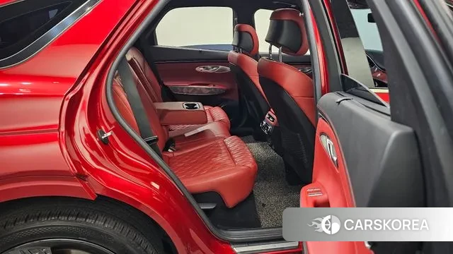 Genesis GV70 2021 Красный из Кореи, фото 3