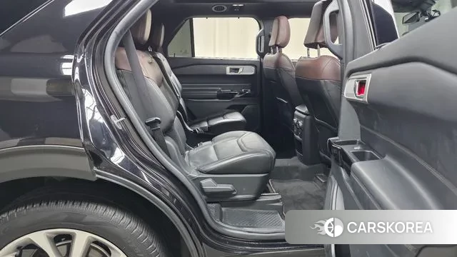 Ford Explorer 6th Generation 2021 Черный из Кореи, фото 3