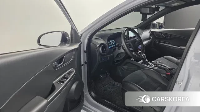 Hyundai The New Kona 2021 Серебристо-серый из Кореи, фото 3