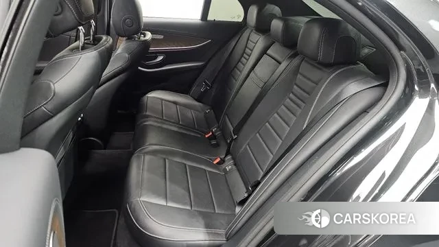 Mercedes-Benz E-Class W213 2022 Серый из Кореи, фото 3