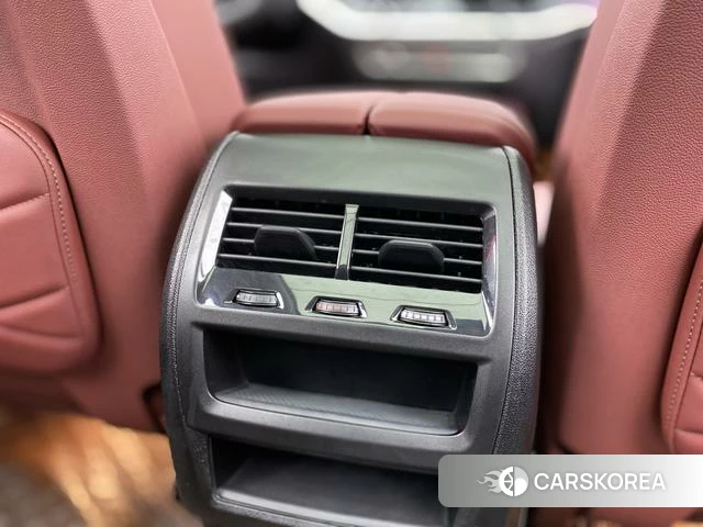 BMW X5 2025 Черный из Китая, фото 3