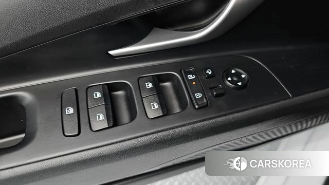 Hyundai The New Avante (CN7) 2023 Белый из Кореи, фото 3