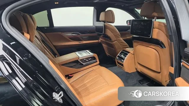 BMW 7 Series (G11) 2020 Черный из Кореи, фото 3