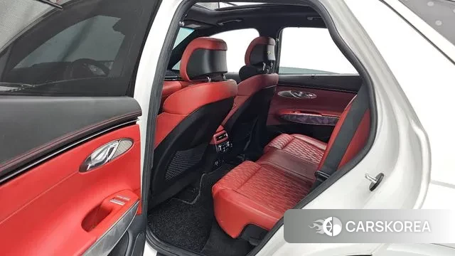 Genesis GV70 2022 Белый из Кореи, фото 3