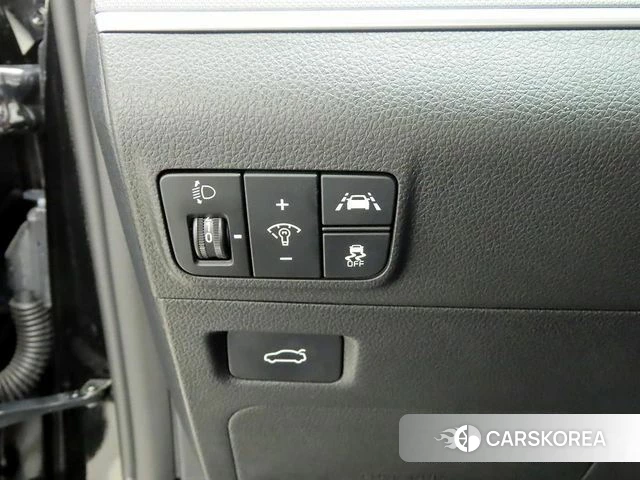 Kia K5 3rd generation 2023 Черный из Кореи, фото 3