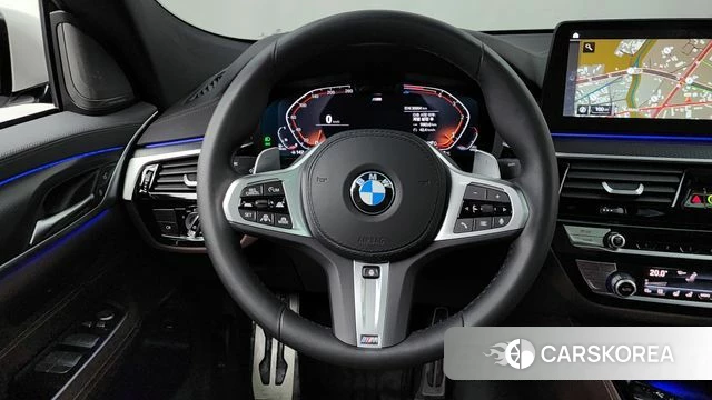 BMW 6 Series GT (G32) 2023 Белый из Кореи, фото 3