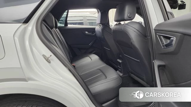 Audi Q2 2023 Белый из Кореи, фото 3