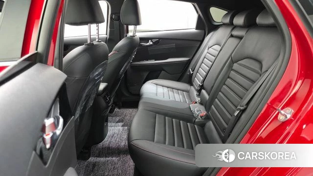Kia The New K3 2nd generation 2024 Красный из Кореи, фото 3