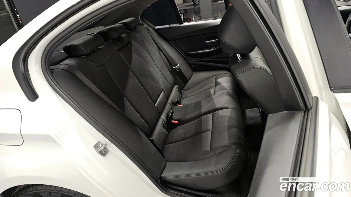 BMW 3 Series (F30) 2018 Белый из Кореи, фото 3