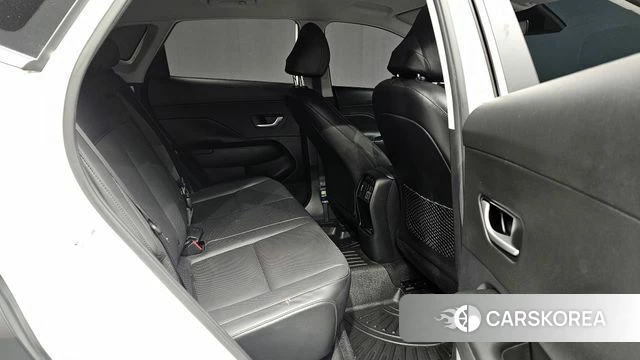 Hyundai Kona (SX2) 2023 Белый из Кореи, фото 3