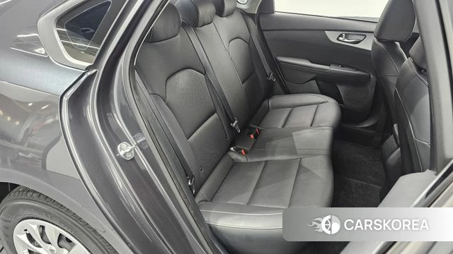 Kia The New K3 2nd generation 2021 Серый из Кореи, фото 3