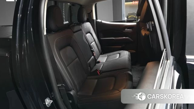 Chevrolet (GM Daewoo) Real New Colorado 2021 Черный из Кореи, фото 3