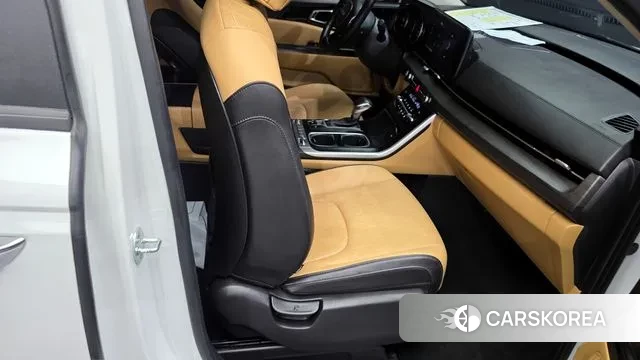 Kia Carnival 4th generation 2022 Белый из Кореи, фото 3