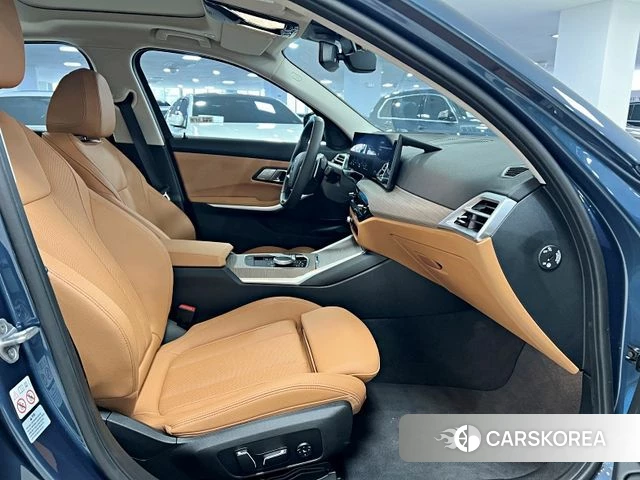 BMW 3 Series (G20) 2025 Синий из Кореи, фото 3