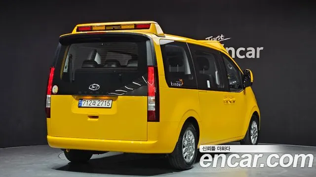 Hyundai Staria 2024 Желтый из Кореи, фото 3