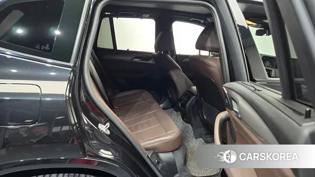 BMW X3 (G01) 2021 Черный из Кореи, фото 3