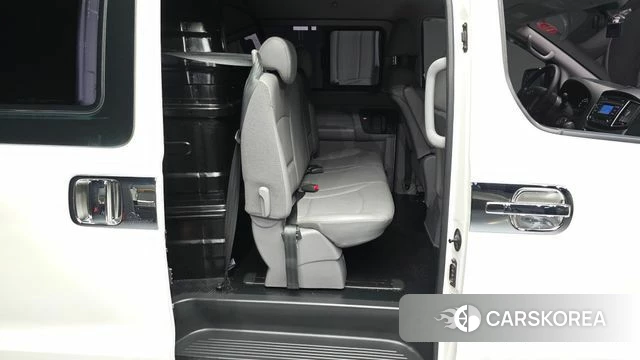 Hyundai The New Grand Starex 2018 Белый из Кореи, фото 3