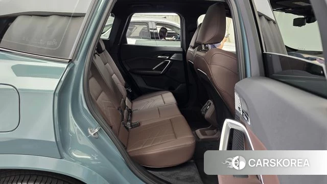 BMW X1 (U11) 2025 Небесно-голубой из Кореи, фото 3