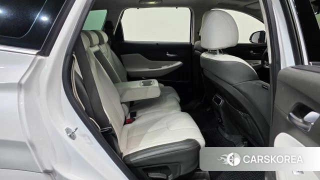 Hyundai The New Santa Fe 2022 Белый из Кореи, фото 3