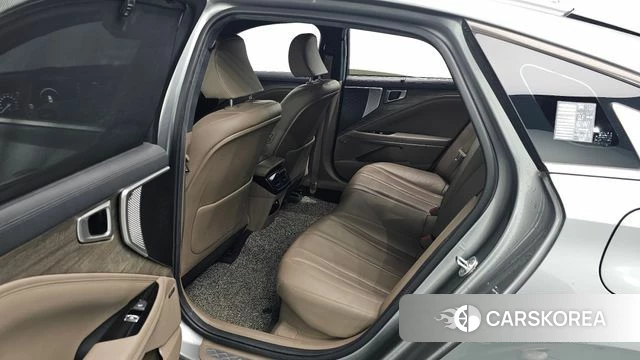 Kia K8 Hybrid 2022 Серебристо-серый из Кореи, фото 3