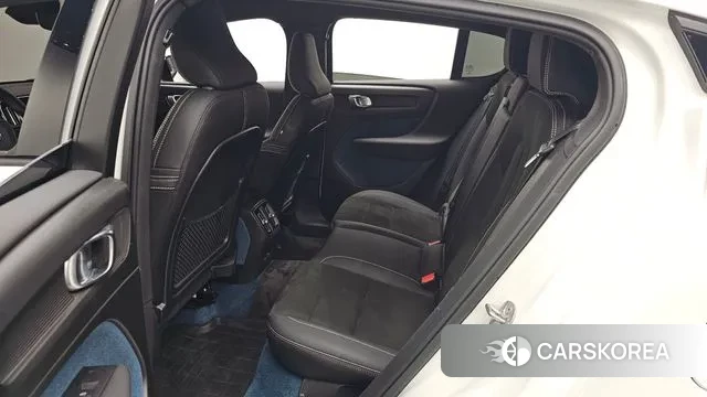 Volvo C40 Richards 2022 Белый из Кореи, фото 3