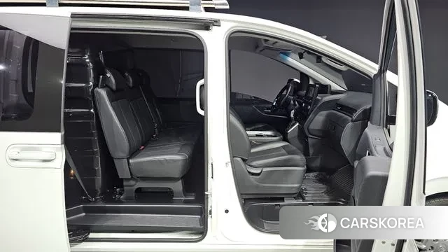 Hyundai Staria id 2488790 из Кореи 3