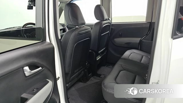 Kia The New Kia Ray 2023 Белый из Кореи, фото 3