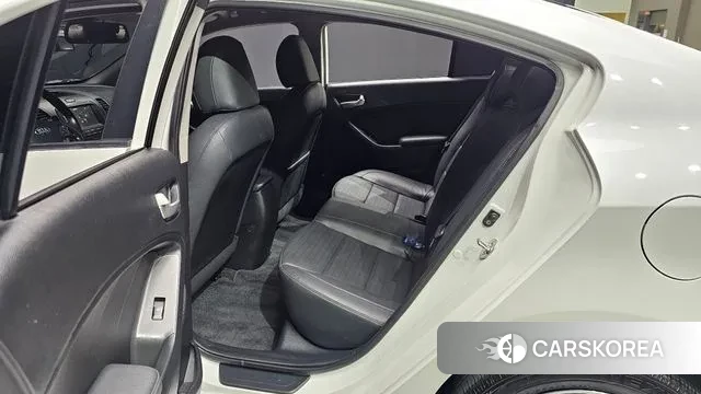 Kia The New K3 2018 Белый из Кореи, фото 3