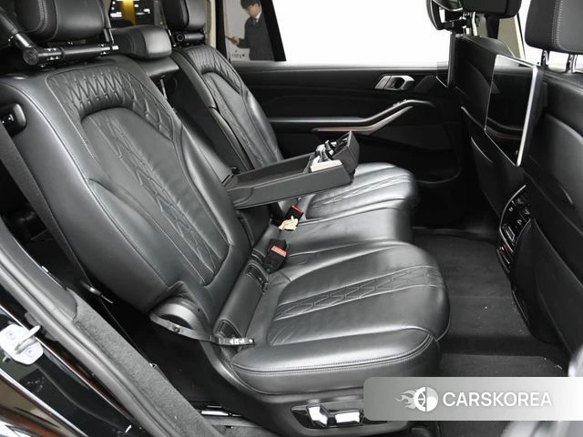 BMW X7 (G07) 2021 Черный из Кореи, фото 3