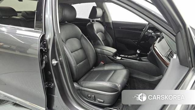Kia Come New K7 2018 Серый из Кореи, фото 3