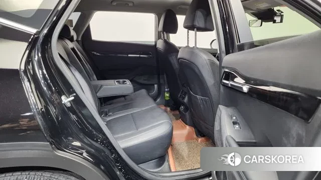 Kia Seltos 2021 Черный из Кореи, фото 3