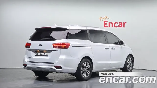 Kia The New Carnival 2019 Белый из Кореи, фото 3