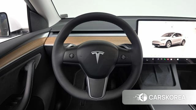 Tesla Model Y 2024 Белый из Кореи, фото 3