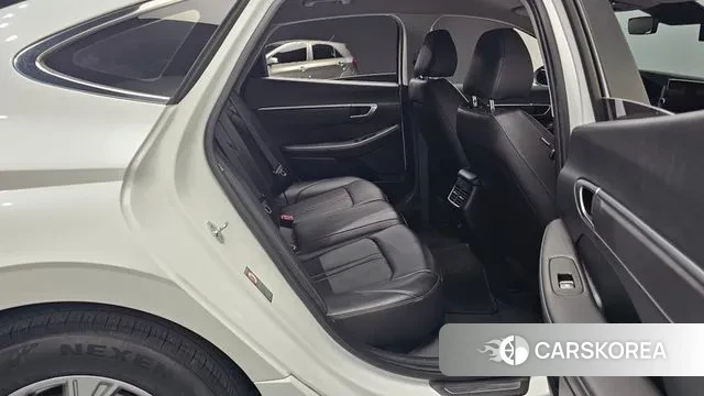 Hyundai Sonata (DN8) 2022 Белый из Кореи, фото 3