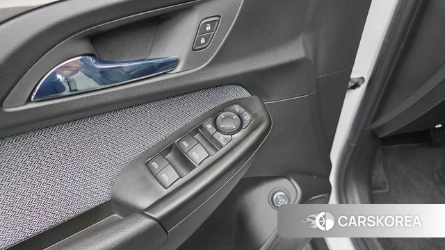 Chevrolet (GM Daewoo) Trailblazer 2022 Белый из Кореи, фото 3